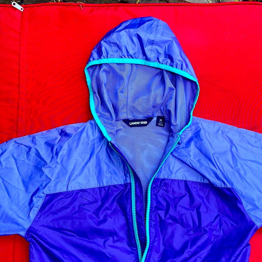 New Land’s End Raincoat size M or 10-12
